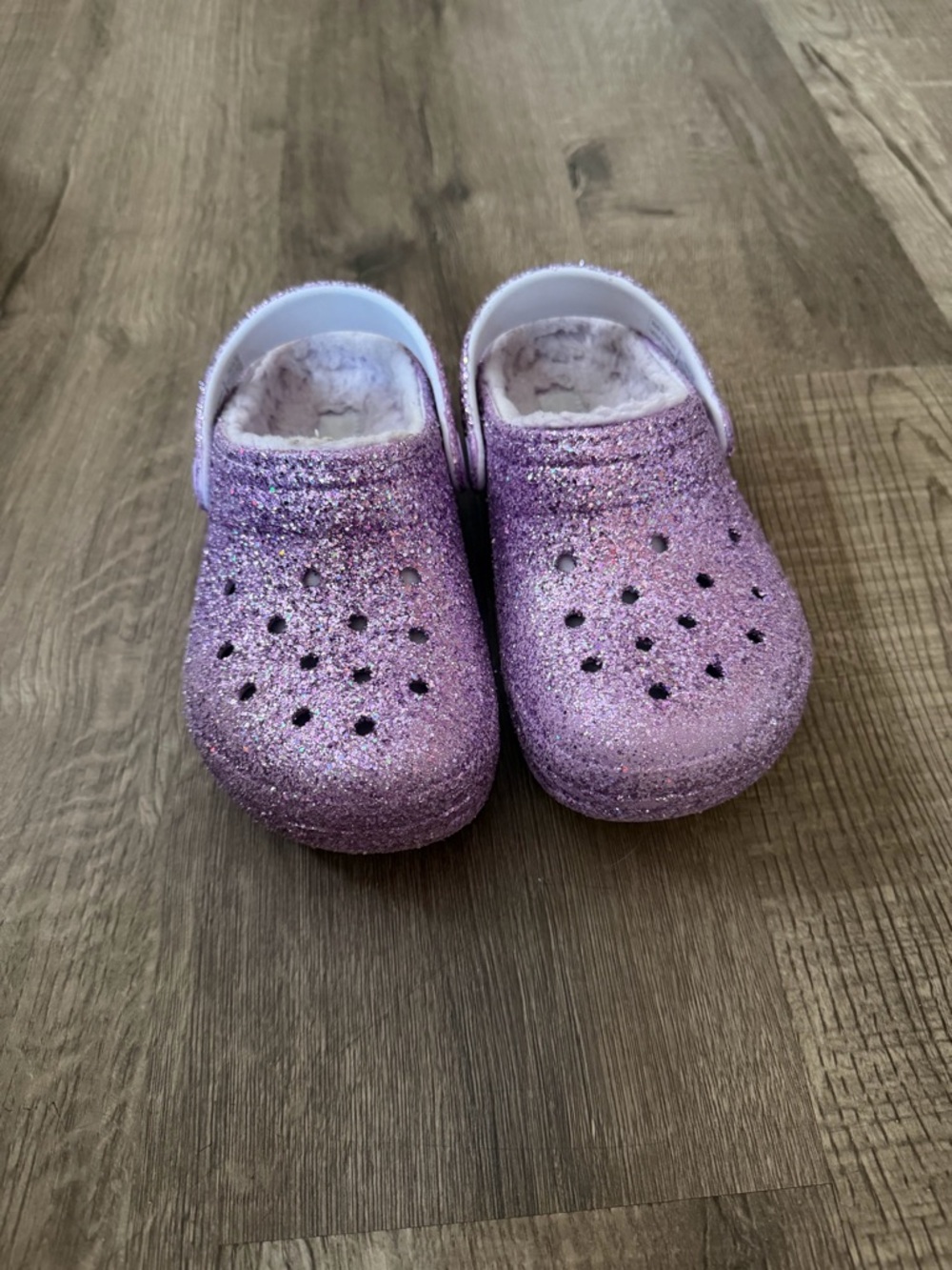 CROCS Kids Glitter Lined Clogs in Purple